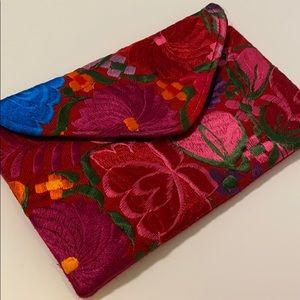 Embroidered Mexican envelope clutch